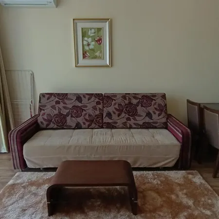 מלון דירות Golden Line Private 4*
