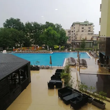 Aparthotel Golden Line Private