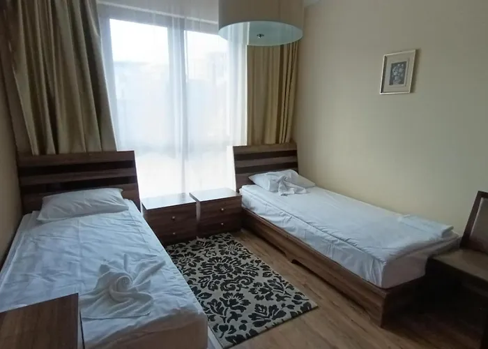 Golden Line Private Aparthotel 4*